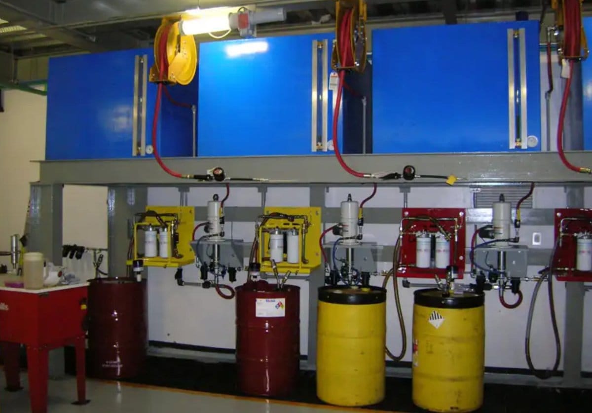 Tidy Lube Room Best Practice lubricant storage