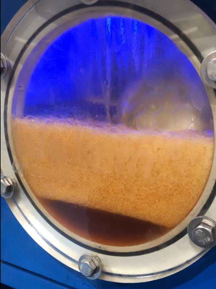 Oil with foam in BioKem VDOPS